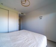 Простора квартира з 2 спальнями в Бенідормі з терасою