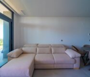 Простора квартира з 2 спальнями в Бенідормі з терасою