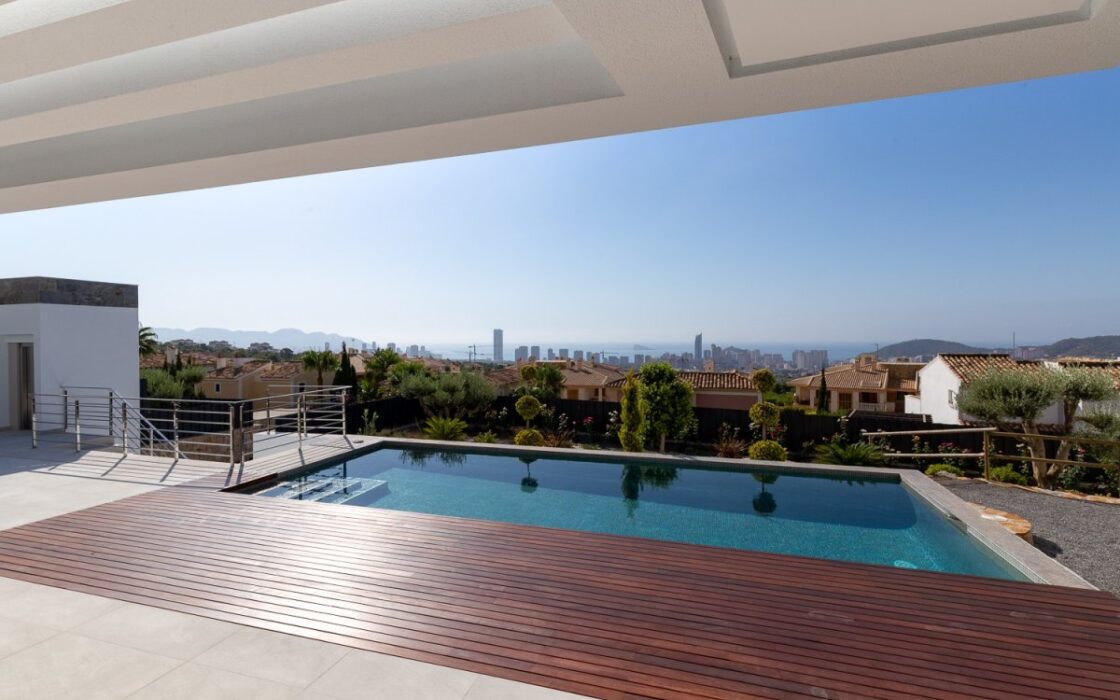 Елегантна вілла з басейном у Сьерра-Кортина 389 кв.м