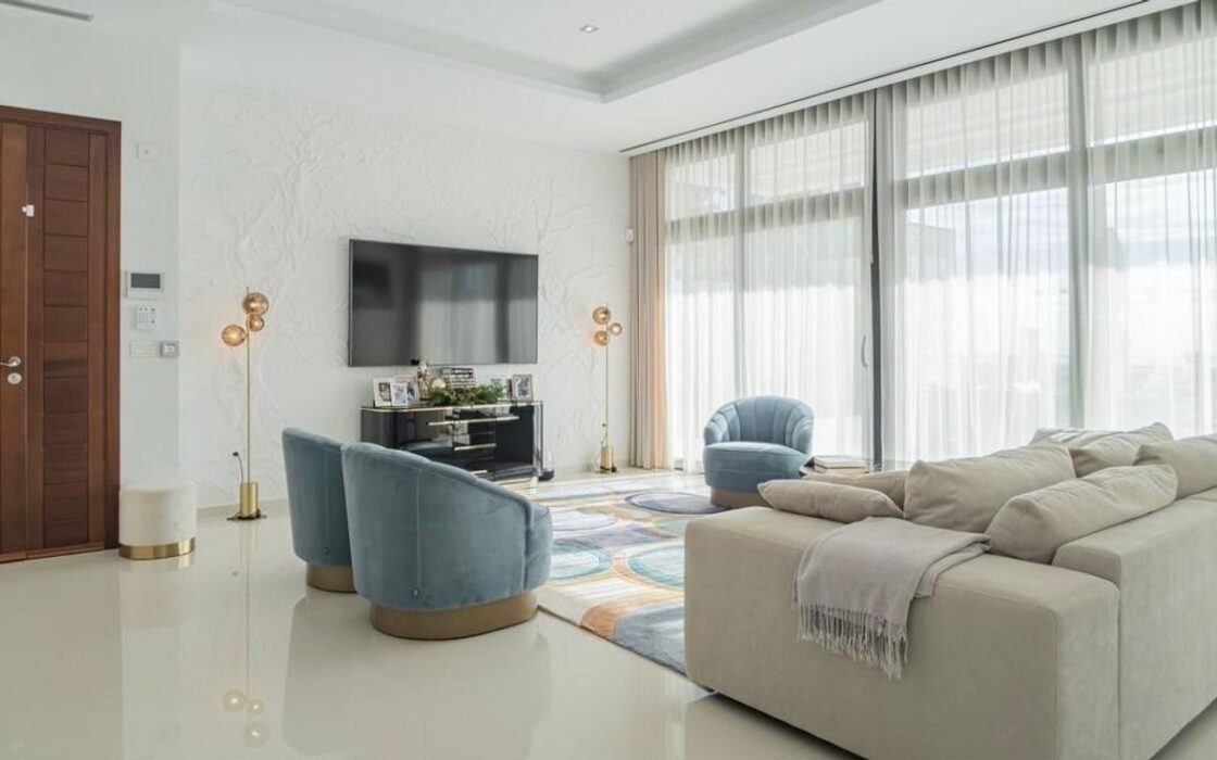 Елегантна вілла з басейном у Сьерра-Кортина 389 кв.м