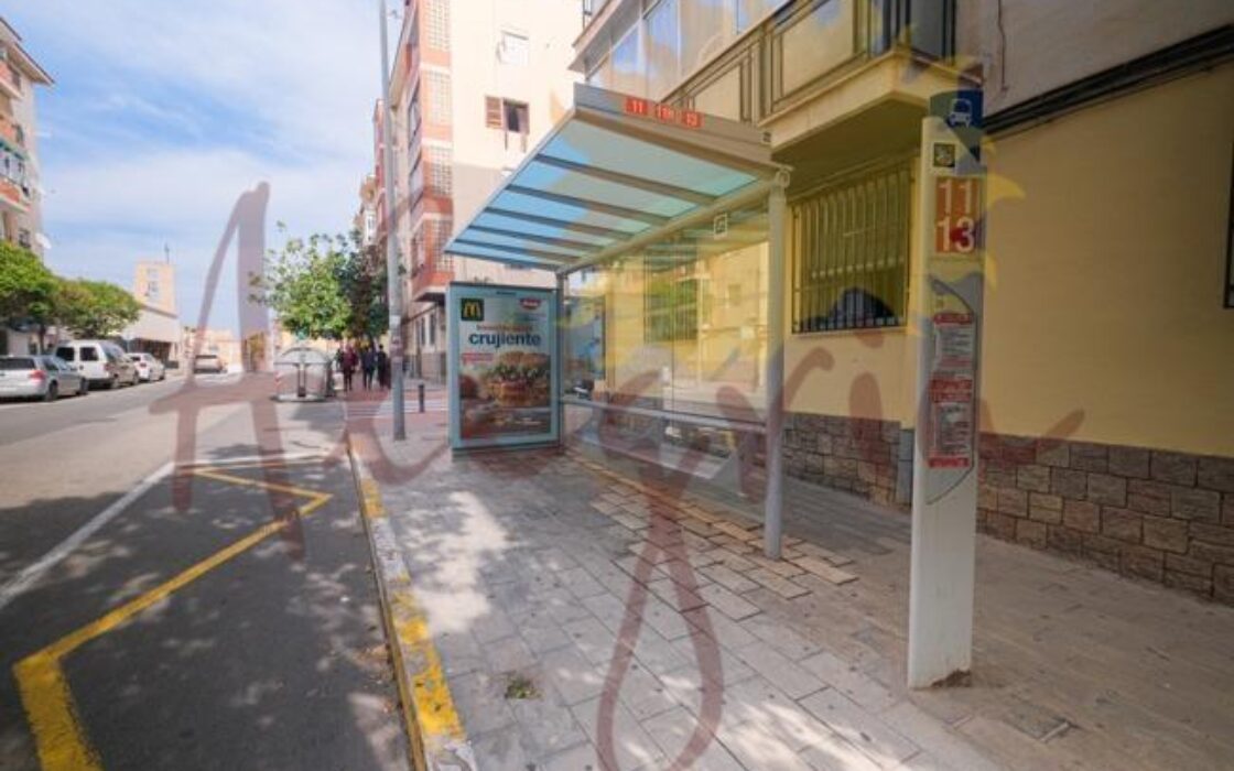 Апартаменты в Аликанте 79 кв.м с балконом и 3 спальнями