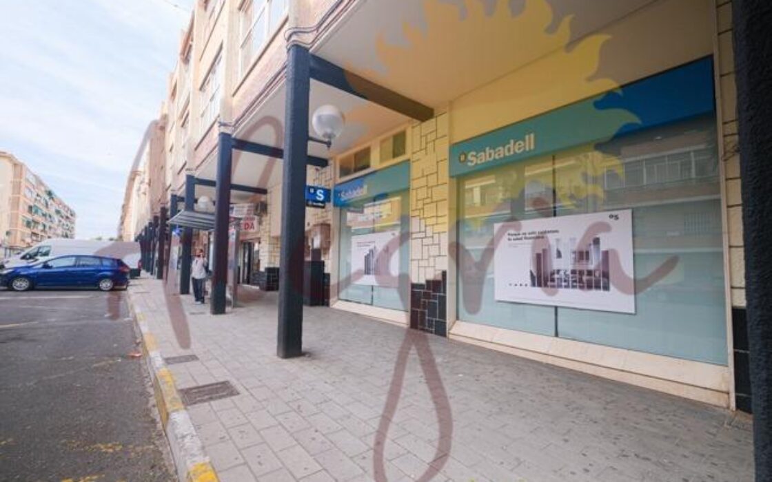 Апартаменты в Аликанте 79 кв.м с балконом и 3 спальнями