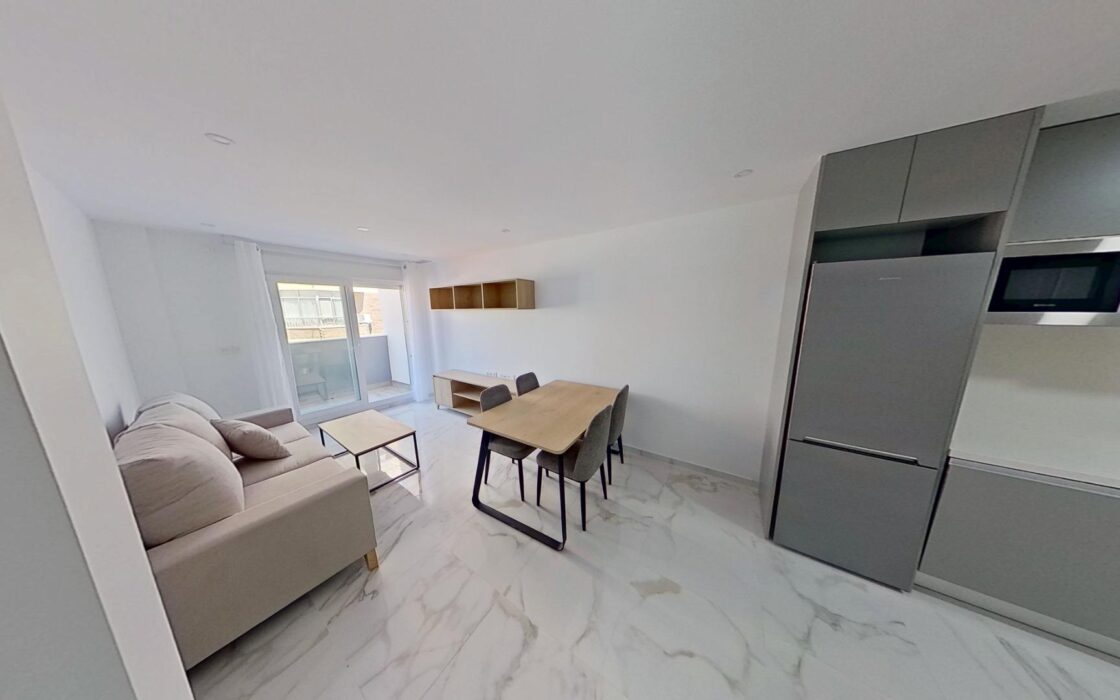 Эксклюзивная квартира в Торревьехе с видом на море 2 комнаты