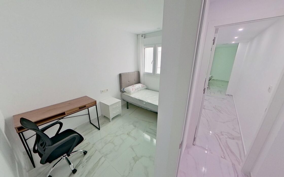 Эксклюзивная квартира в Торревьехе с видом на море 2 комнаты