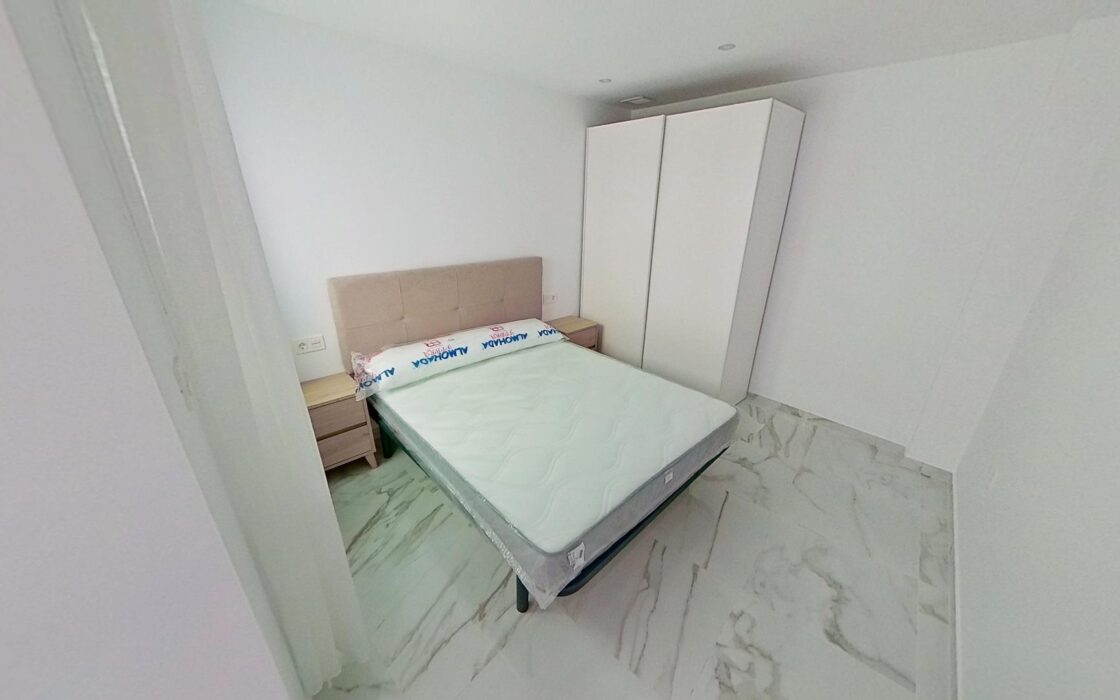 Эксклюзивная квартира в Торревьехе с видом на море 2 комнаты