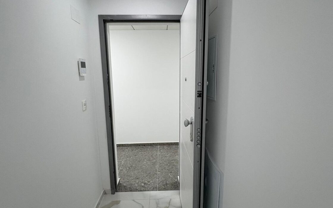 Эксклюзивная квартира в Торревьехе с видом на море 2 комнаты