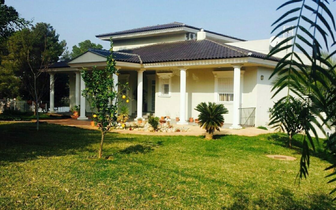 Вілла з терасою в Пікасент 475 кв.м, 5 спалень, 2010 рік