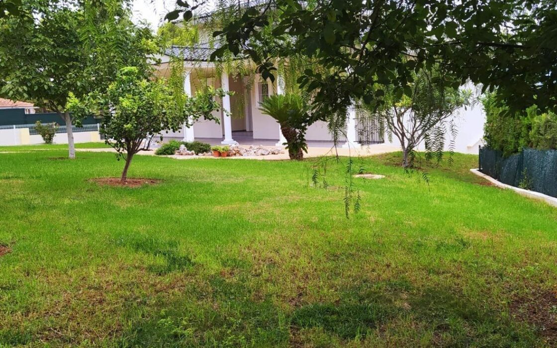 Вілла з терасою в Пікасент 475 кв.м, 5 спалень, 2010 рік