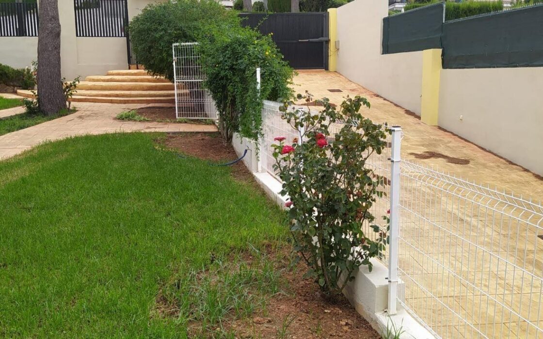 Вілла з терасою в Пікасент 475 кв.м, 5 спалень, 2010 рік