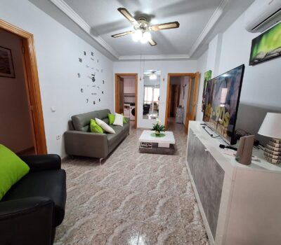 Апартаменти в Торрев’єсі 76 кв.м біля моря з терасою