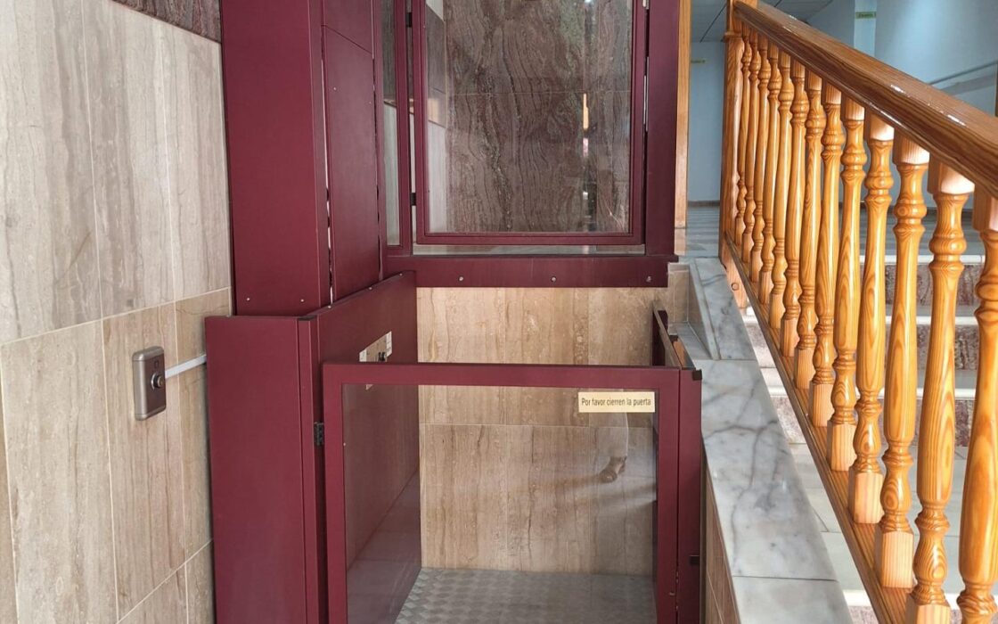 Апартаменты в Торревьехе 76 кв.м у моря с террасой