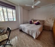 Апартаменты в Торревьехе 76 кв.м у моря с террасой