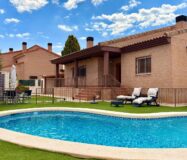 Вілла з 6 спальнями в Мучамьєлі, усамітнення та комфорт 450 кв.м