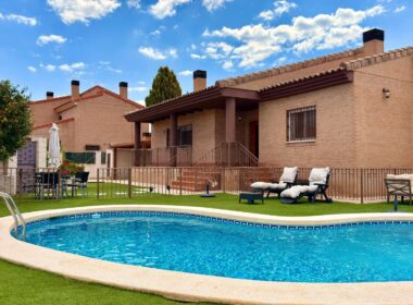 Вілла з 6 спальнями в Мучамьєлі, усамітнення та комфорт 450 кв.м