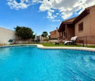 Вілла з 6 спальнями в Мучамьєлі, усамітнення та комфорт 450 кв.м