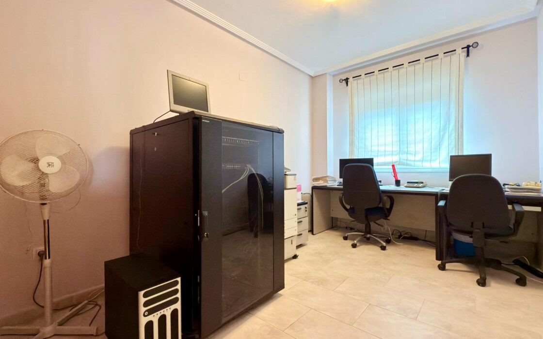 Вілла з 6 спальнями в Мучамьєлі, усамітнення та комфорт 450 кв.м