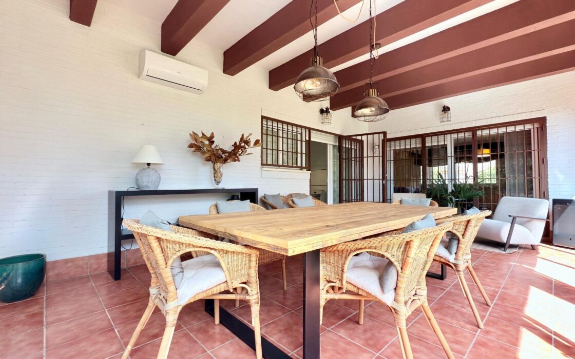 Вілла з 6 спальнями в Мучамьєлі, усамітнення та комфорт 450 кв.м