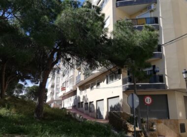 Апартаменты в Гуардамаре 82 кв.м с террасой у моря