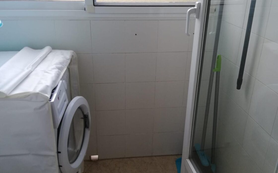 Апартаменты в Гуардамаре 82 кв.м с террасой у моря