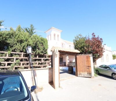 Будинок в Ориуэла Коста 335 кв.м з терасою поруч з морем