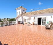 Дом в Ориуэла Коста 335 кв.м с террасой рядом с морем