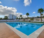 Современное шале в Полопе с террасой и видом на природу