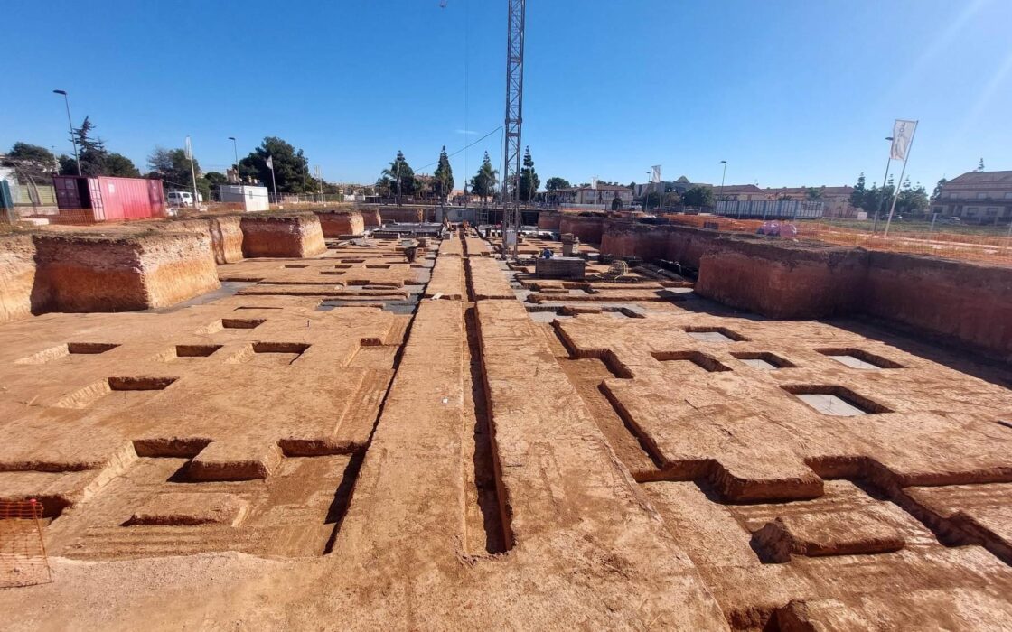 Вілла в Лос-Алькасаресі 4 кімнати 700 метрів до моря