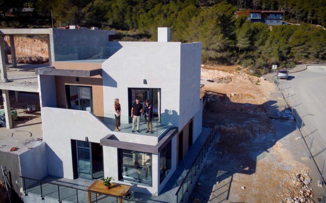 Резиденція WOW в Полопе: Вілли з басейном 218 кв.м