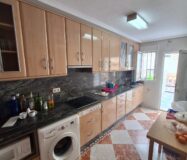 Дом в Торревьехе с террасой и 3 спальнями 28 кв.м