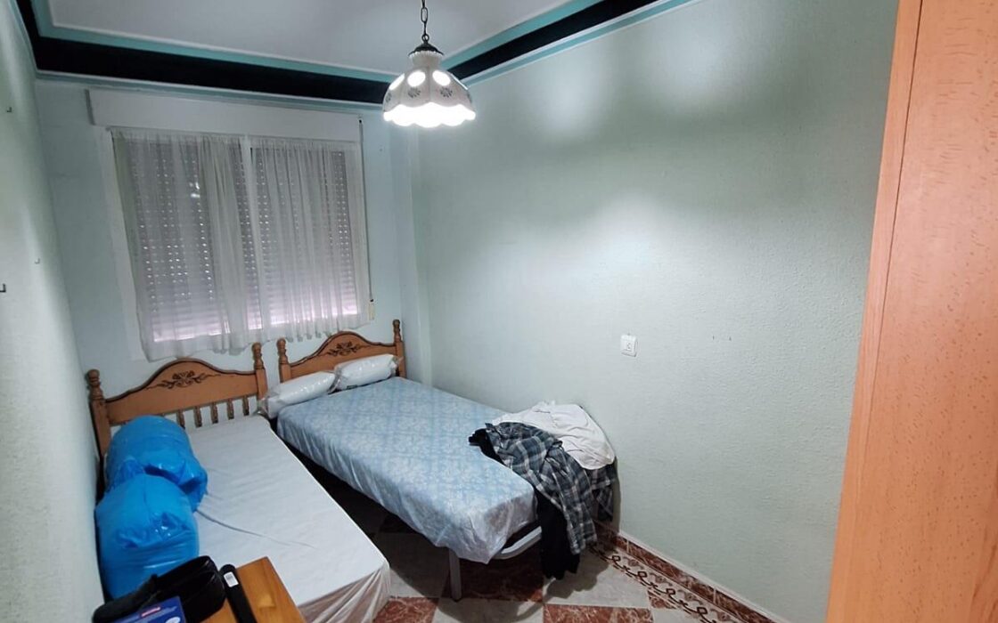 Дом в Торревьехе с террасой и 3 спальнями 28 кв.м