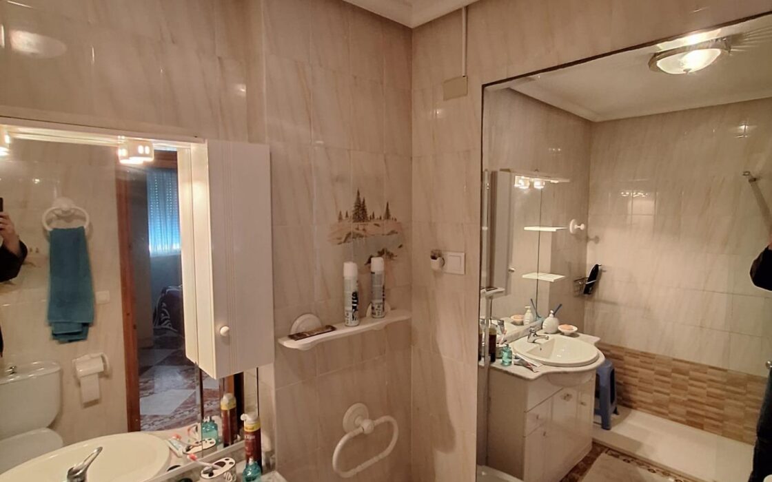 Дом в Торревьехе с террасой и 3 спальнями 28 кв.м