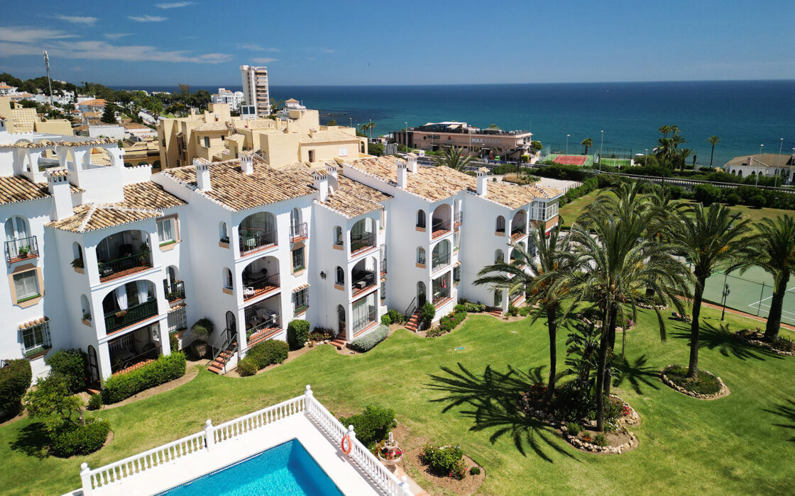 Уютные апартаменты 74 кв.м в Riviera del Sol у моря