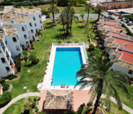 Уютные апартаменты 74 кв.м в Riviera del Sol у моря