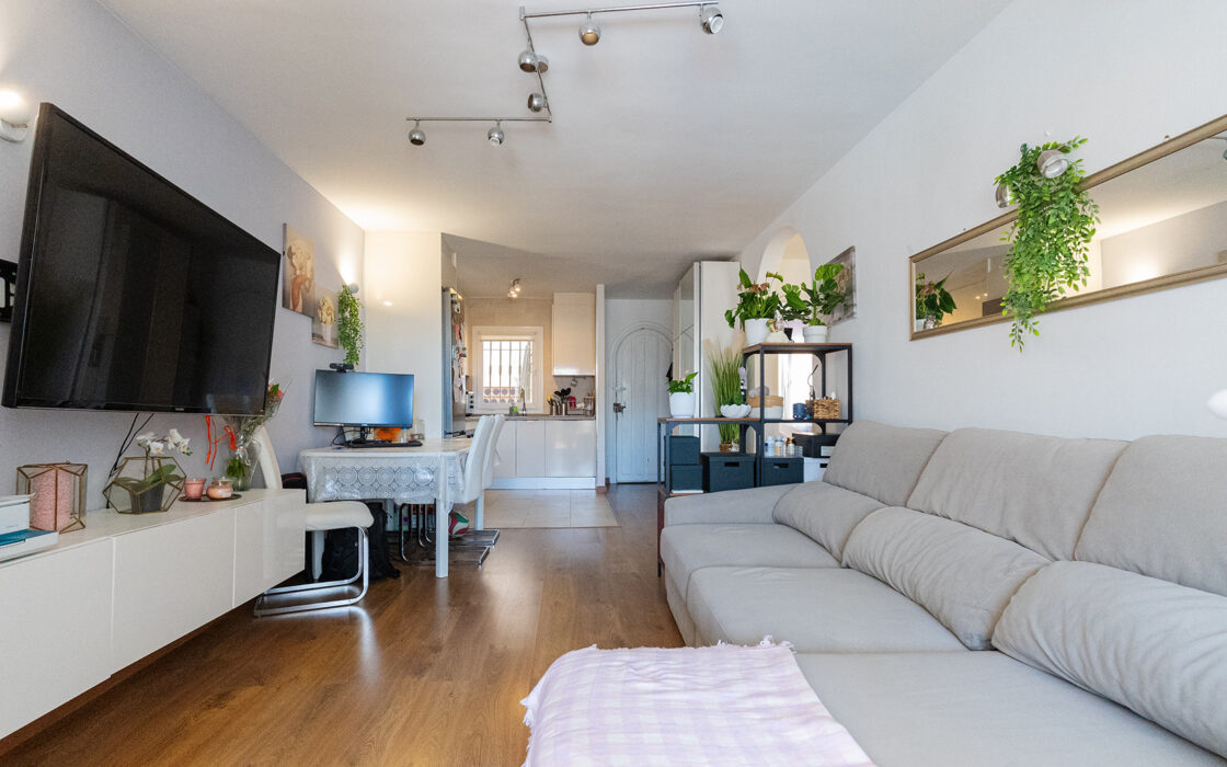 Уютные апартаменты 74 кв.м в Riviera del Sol у моря