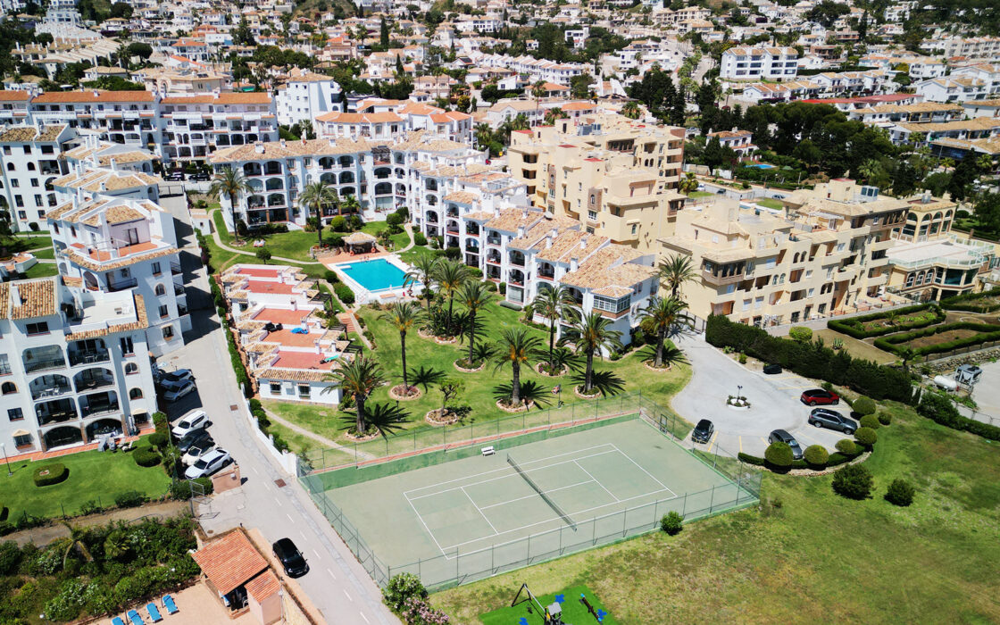 Уютные апартаменты 74 кв.м в Riviera del Sol у моря