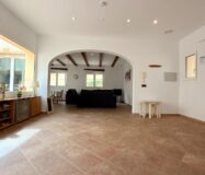 Вілла в Кальпі 270 кв.м з басейном та панорамним видом