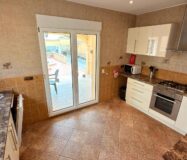 Вілла в Кальпі 270 кв.м з басейном та панорамним видом