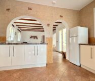 Вілла в Кальпі 270 кв.м з басейном та панорамним видом