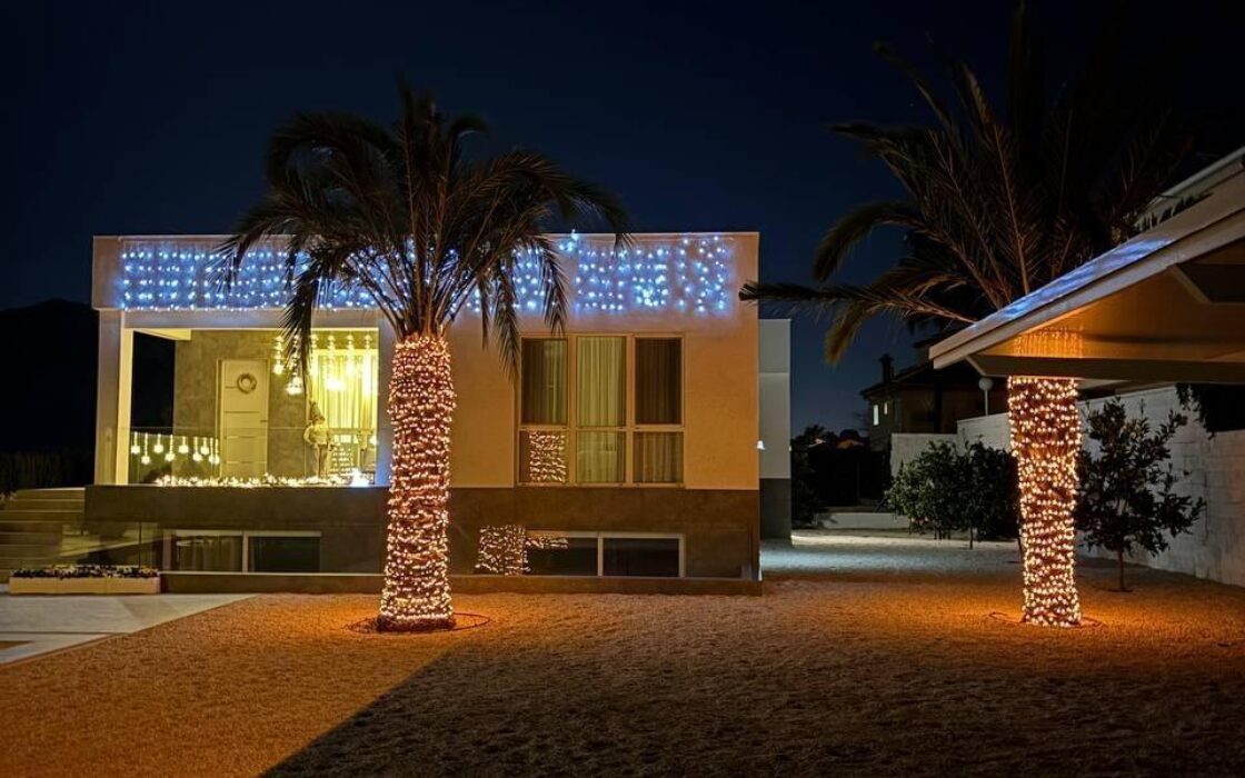 Вилла в Ориуэле 180 кв.м с бассейном и 4 спальнями