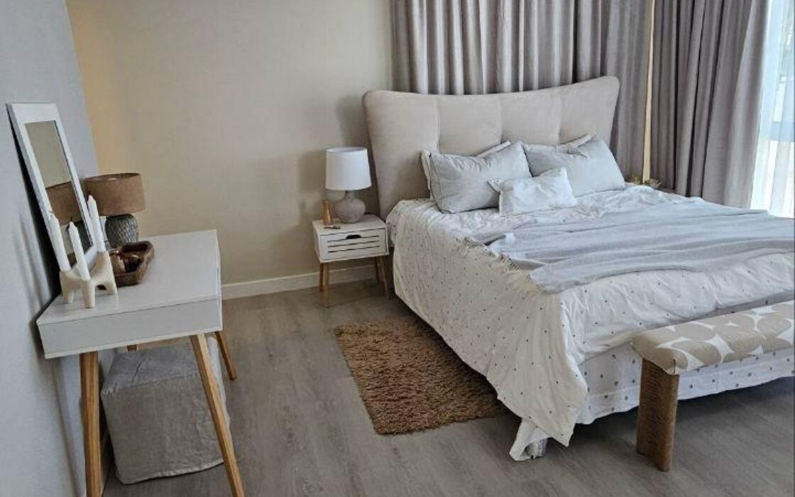 Вилла в Ориуэле 180 кв.м с бассейном и 4 спальнями