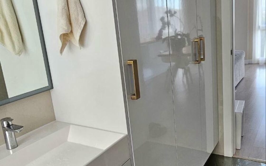 Вилла в Ориуэле 180 кв.м с бассейном и 4 спальнями