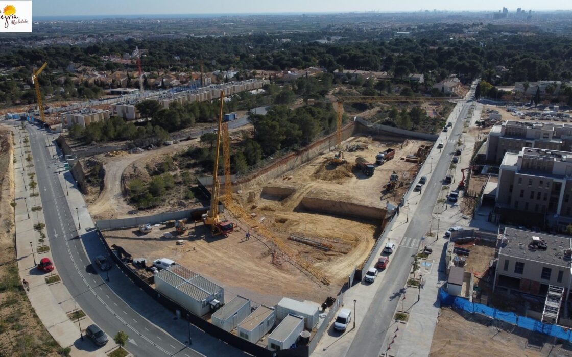 Дом в Godella 196 кв.м с террасой в 20 км от моря