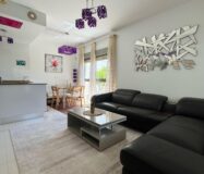 Дом в Benijofar 100 кв.м с террасой и бассейном рядом с морем