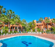 Элегантные апартаменты с террасой в Нуэва Андалусия 217 кв.м