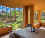 Элегантные апартаменты с террасой в Нуэва Андалусия 217 кв.м