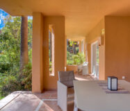 Элегантные апартаменты с террасой в Нуэва Андалусия 217 кв.м