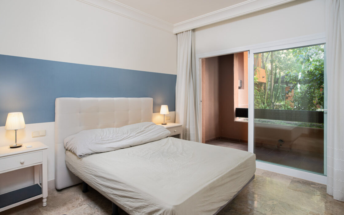 Элегантные апартаменты с террасой в Нуэва Андалусия 217 кв.м