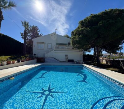 Вилла в Кабо Роиг 172 кв.м з басейном в 800 м від моря