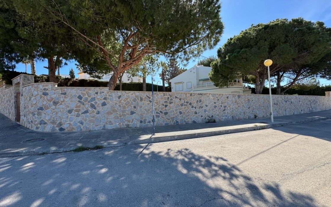 Вилла в Кабо Роиг 172 кв.м з басейном в 800 м від моря