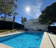 Вилла в Кабо Роиг 172 кв.м з басейном в 800 м від моря